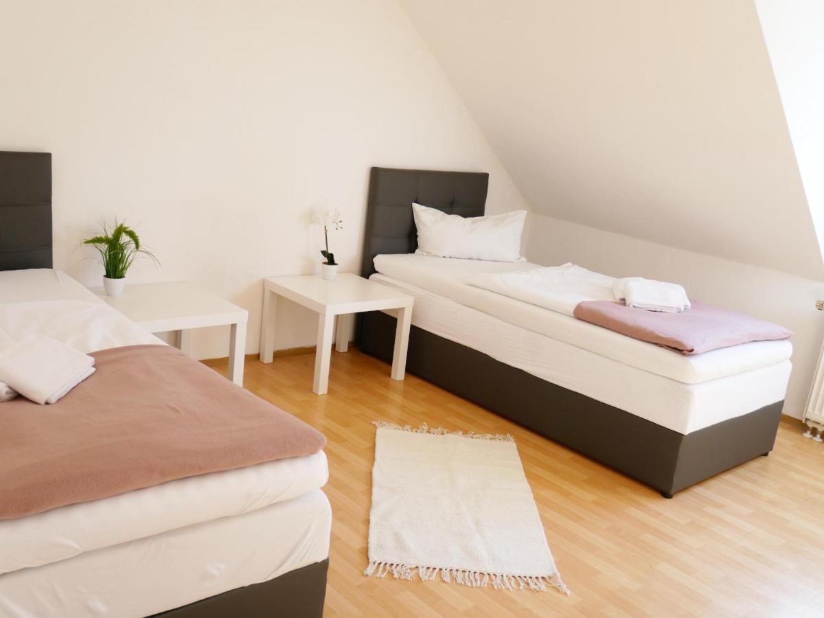 Sunnyhome Monteurwohnungen Und Apartments In Schwandorf Eksteriør billede