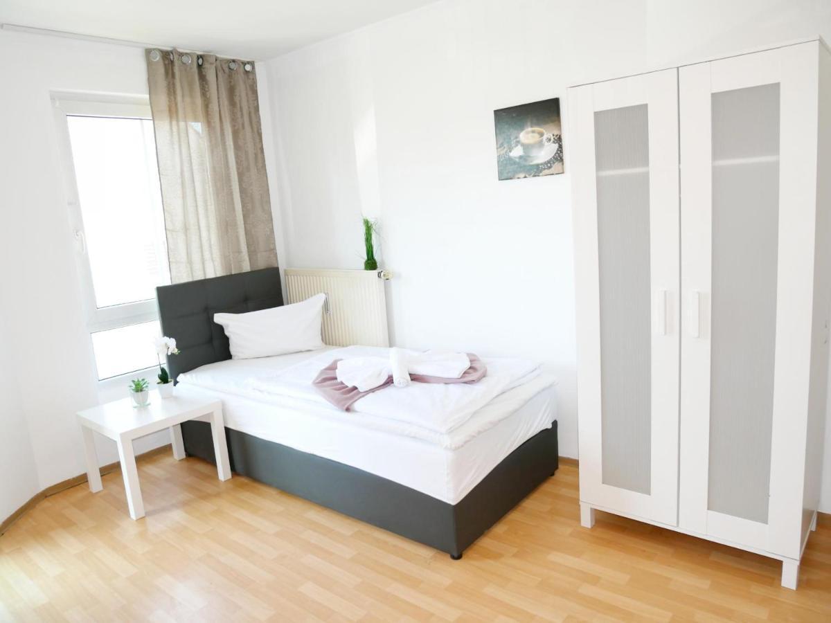 Sunnyhome Monteurwohnungen Und Apartments In Schwandorf Eksteriør billede